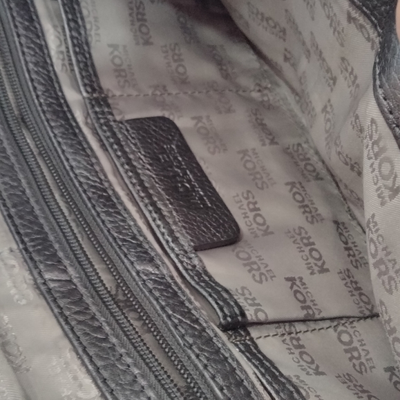 Michael Kors Clutch Purse All Leather - Picture 4 of 5